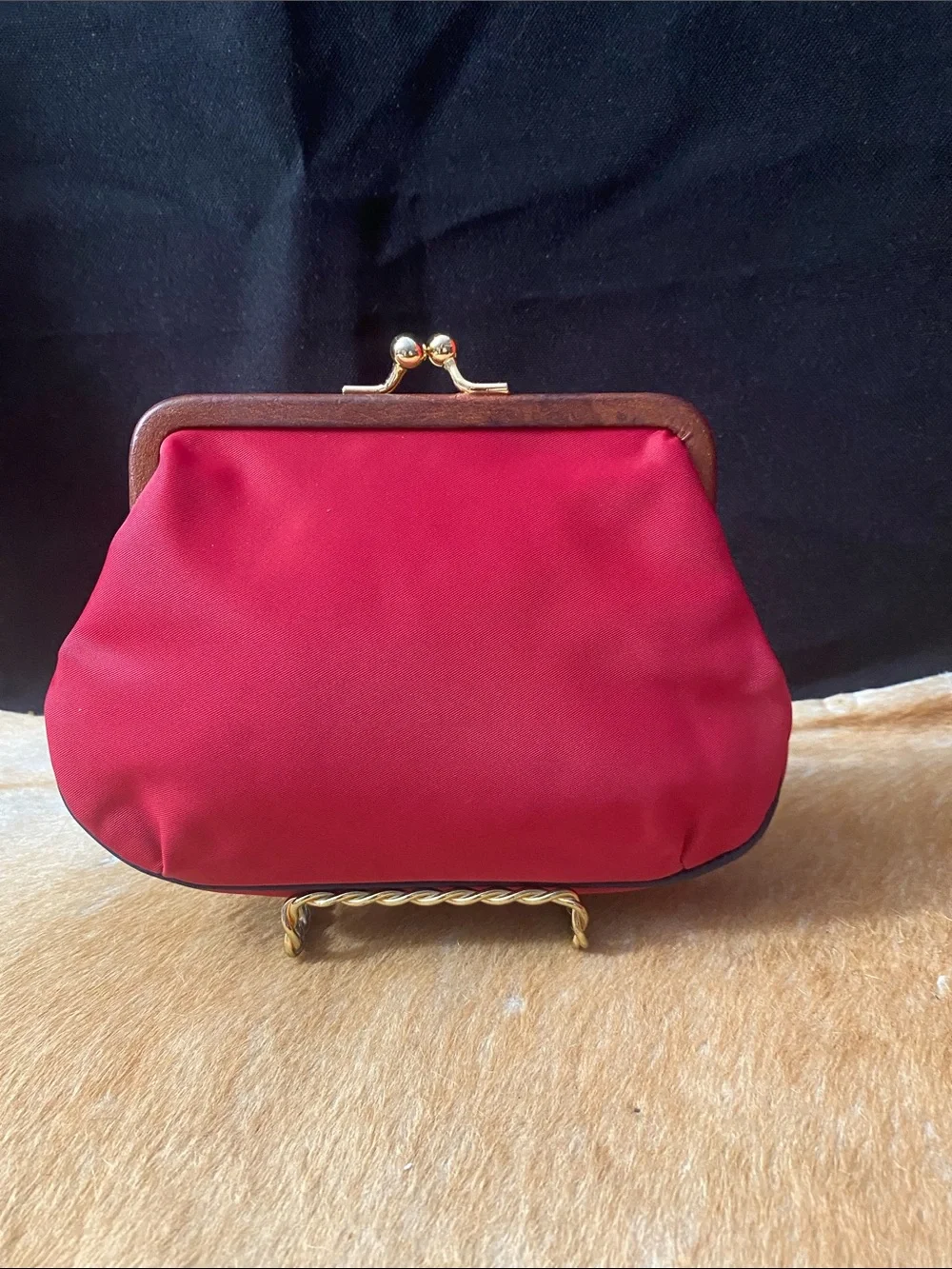 Dooney & Bourke Red Kiss-Lock Clutch with Wood Frame